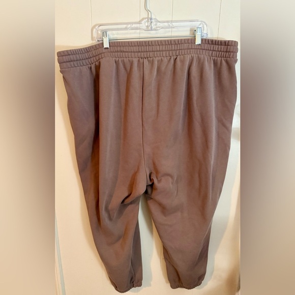 FABLETICS Mauve Go-To Classic Sweatpant, Size 4X - Picture 7 of 7